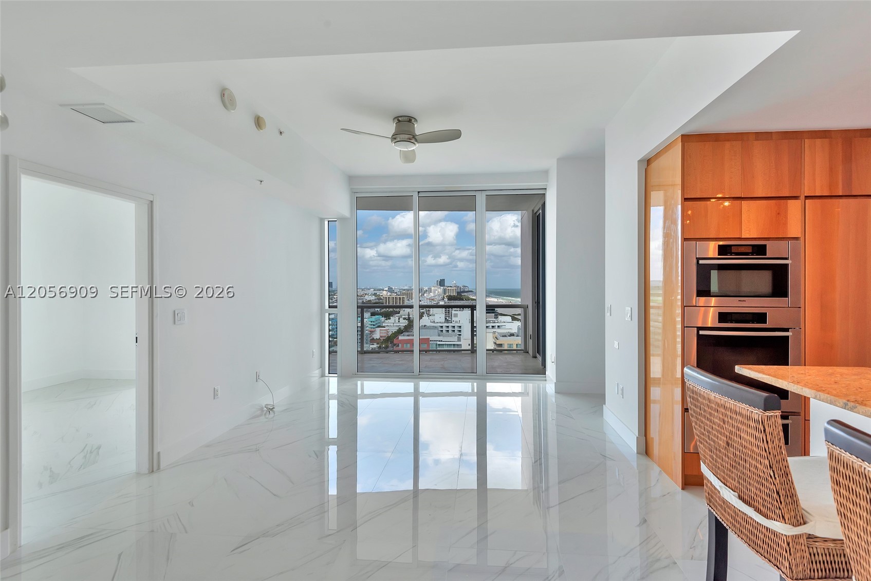 image Continuum South Beach North Tower8