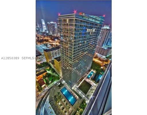 image Axis on Brickell North0