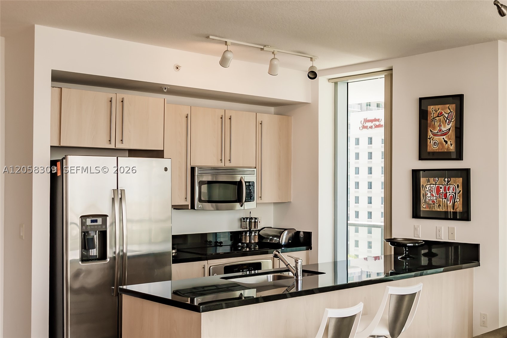image Axis on Brickell North10