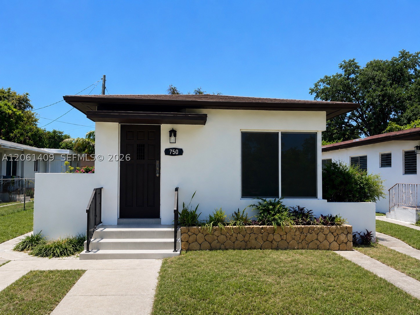 750-752 NW 52nd St