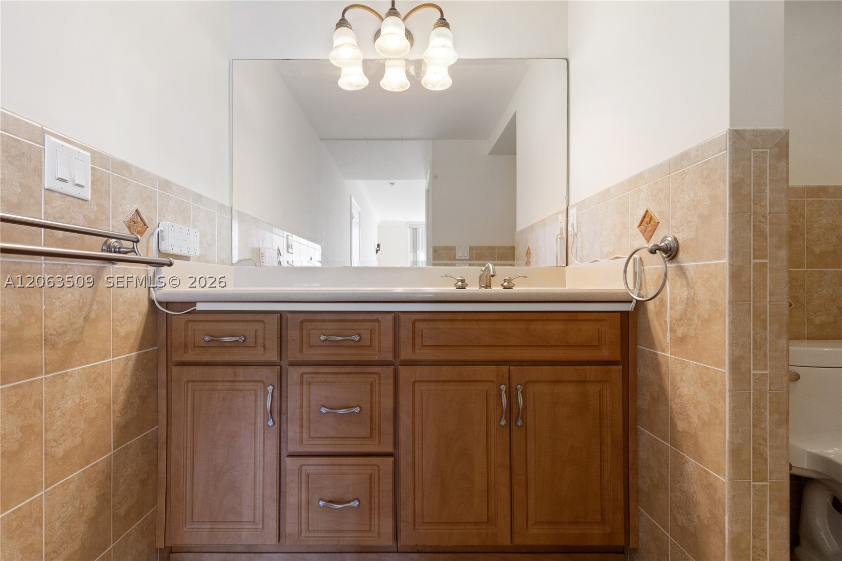 image Arlen House West41