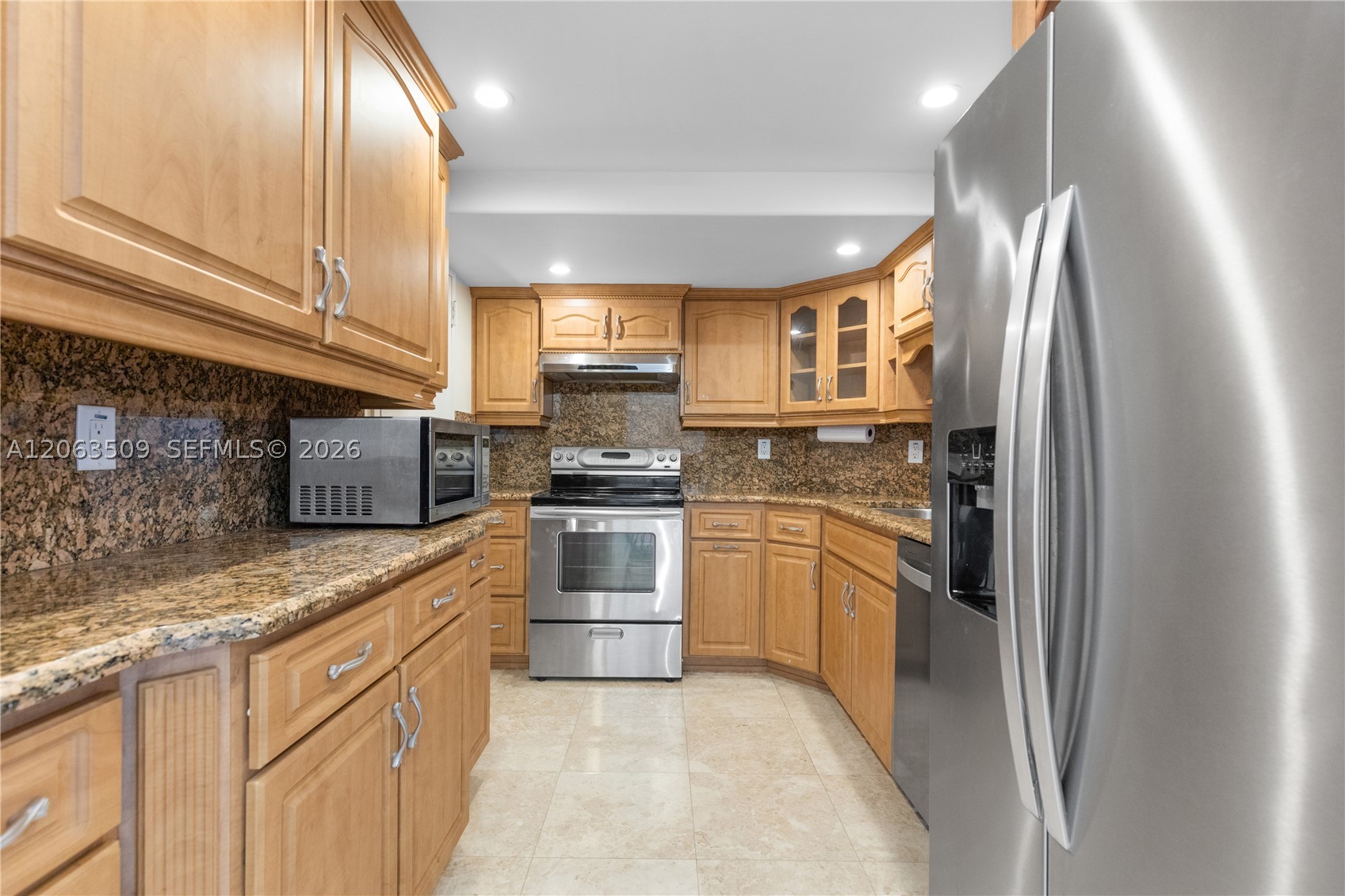 image Arlen House West46