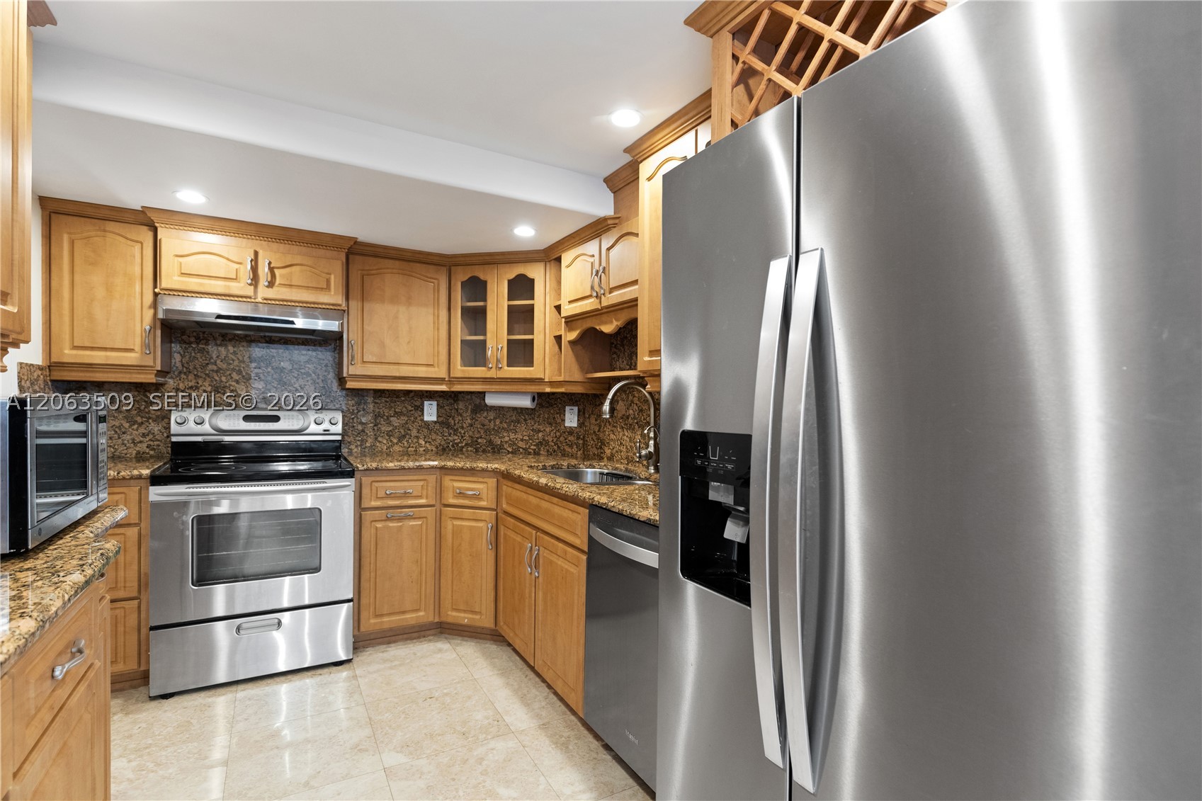 image Arlen House West50