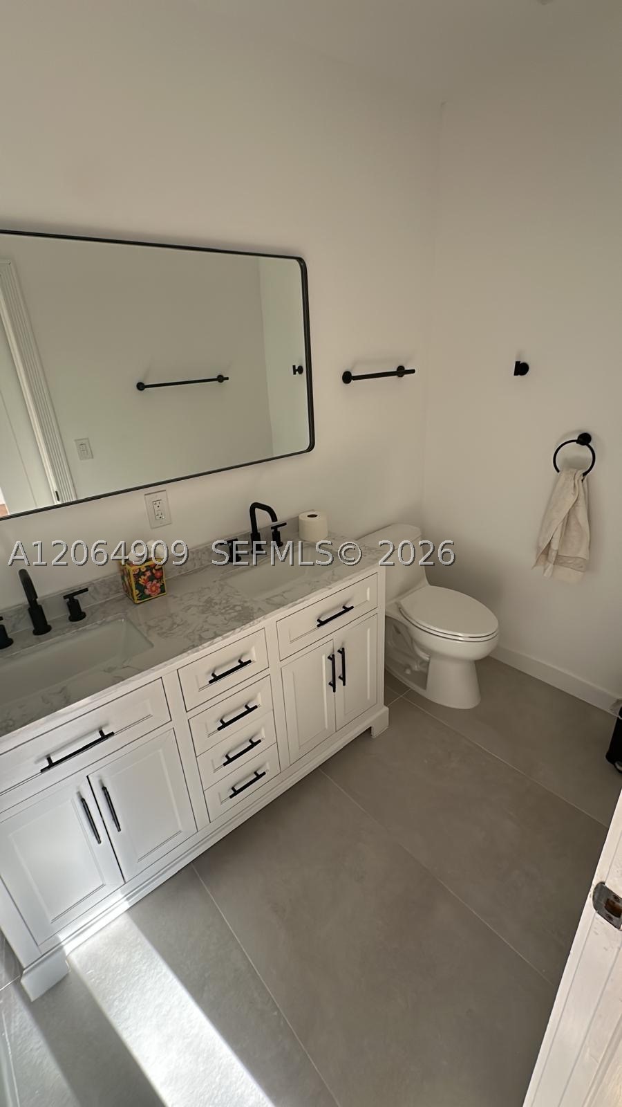 460 San Servando Ave #- Coral Gables, FL 33143