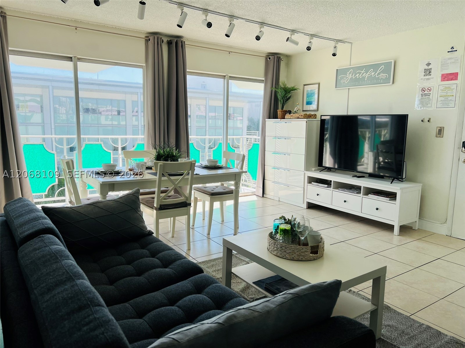 1732 Meridian Ave #701