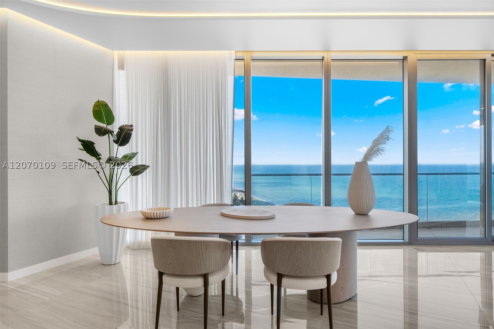 18975 Collins Ave #600 Sunny Isles Beach, FL 33160