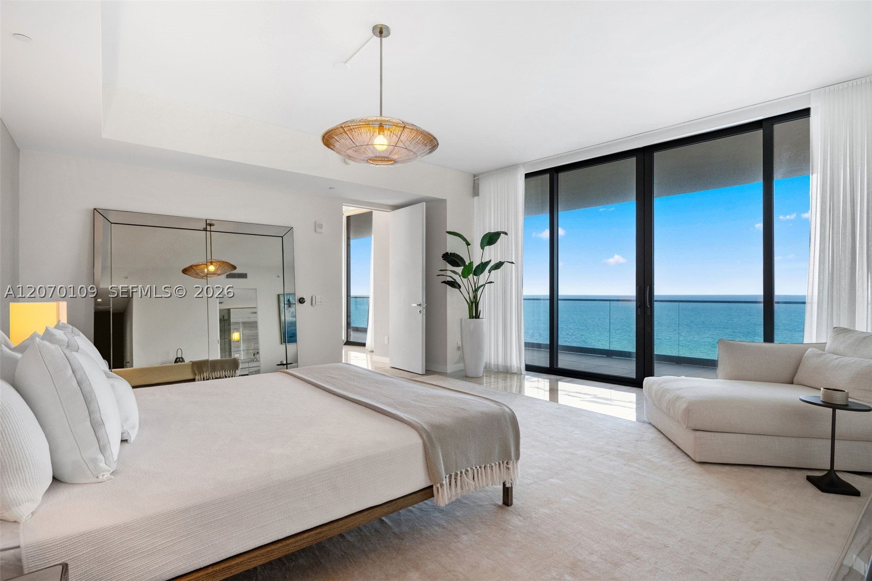 18975 Collins Ave #600 Sunny Isles Beach, FL 33160