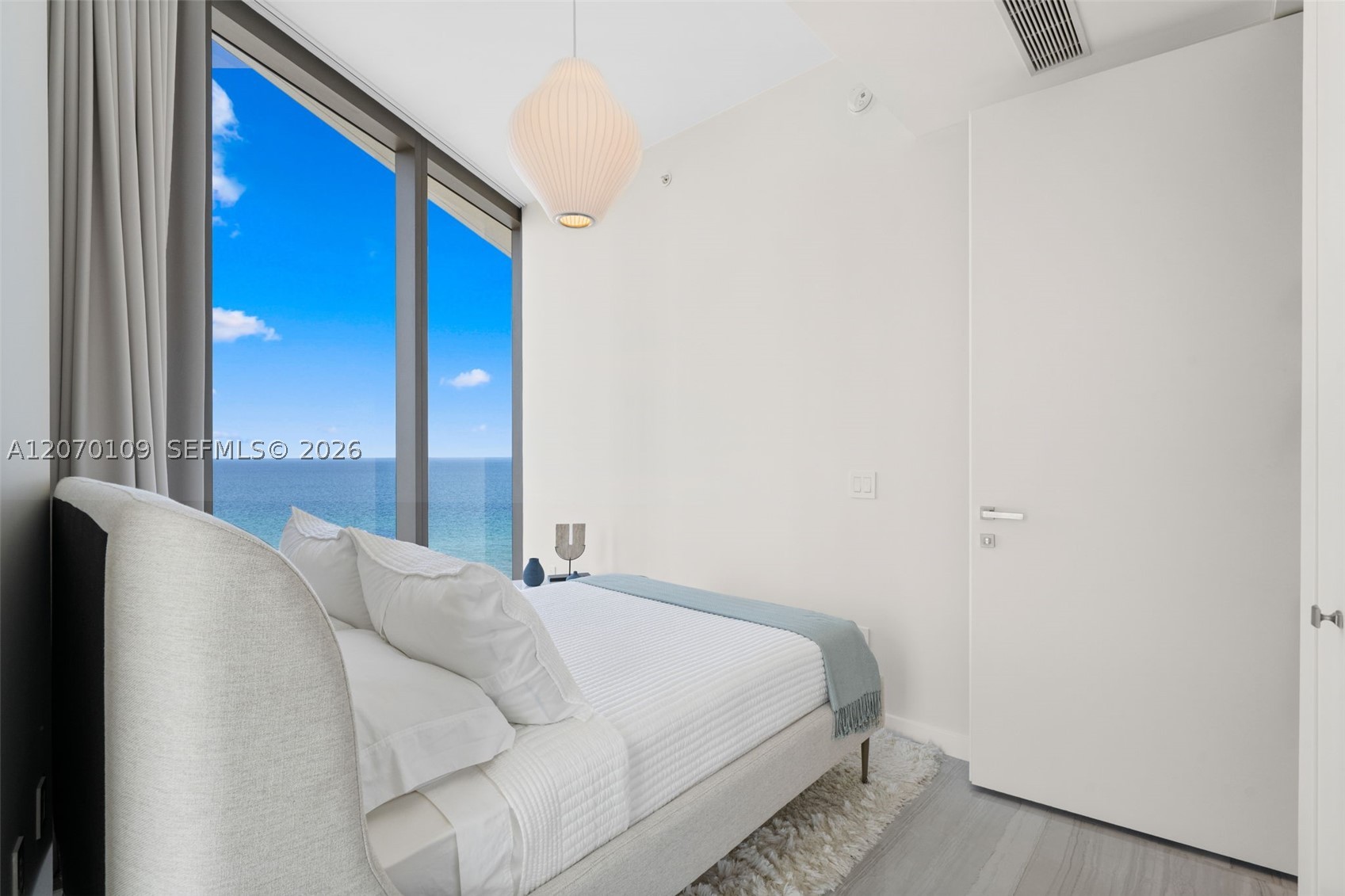 18975 Collins Ave #600 Sunny Isles Beach, FL 33160