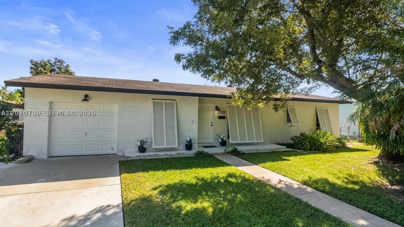 18225 SW 94th Ave Palmetto Bay, FL 33157