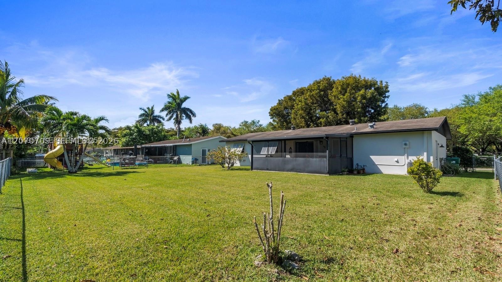 18225 SW 94th Ave Palmetto Bay, FL 33157