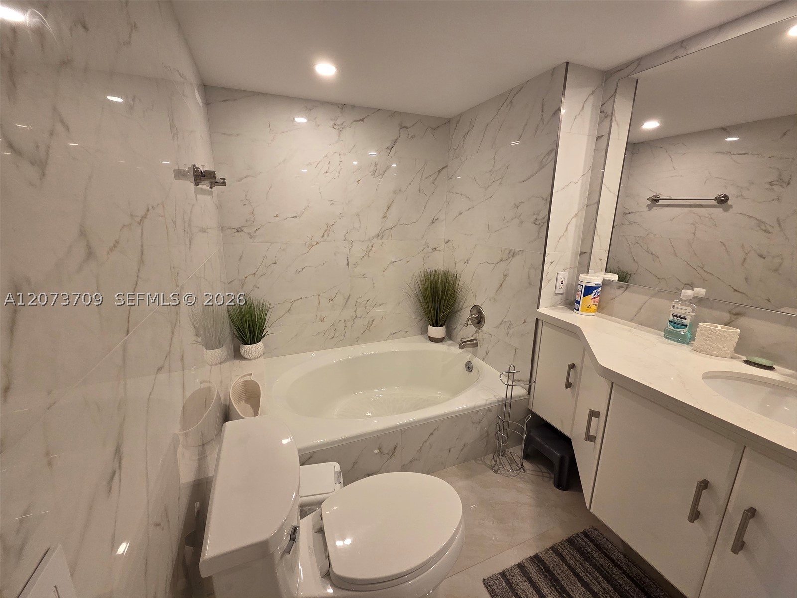 4900 N Ocean Blvd #912 Lauderdale By The Sea, FL 33308