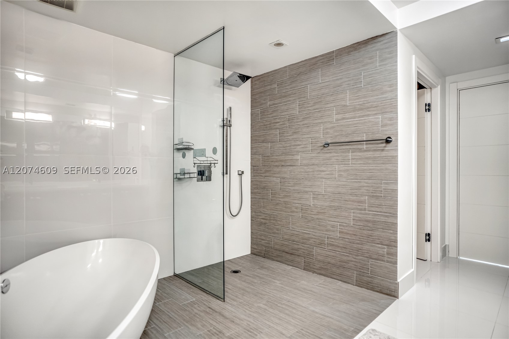 330 Sunny Isles Blvd #5-906 Sunny Isles Beach, FL 33160
