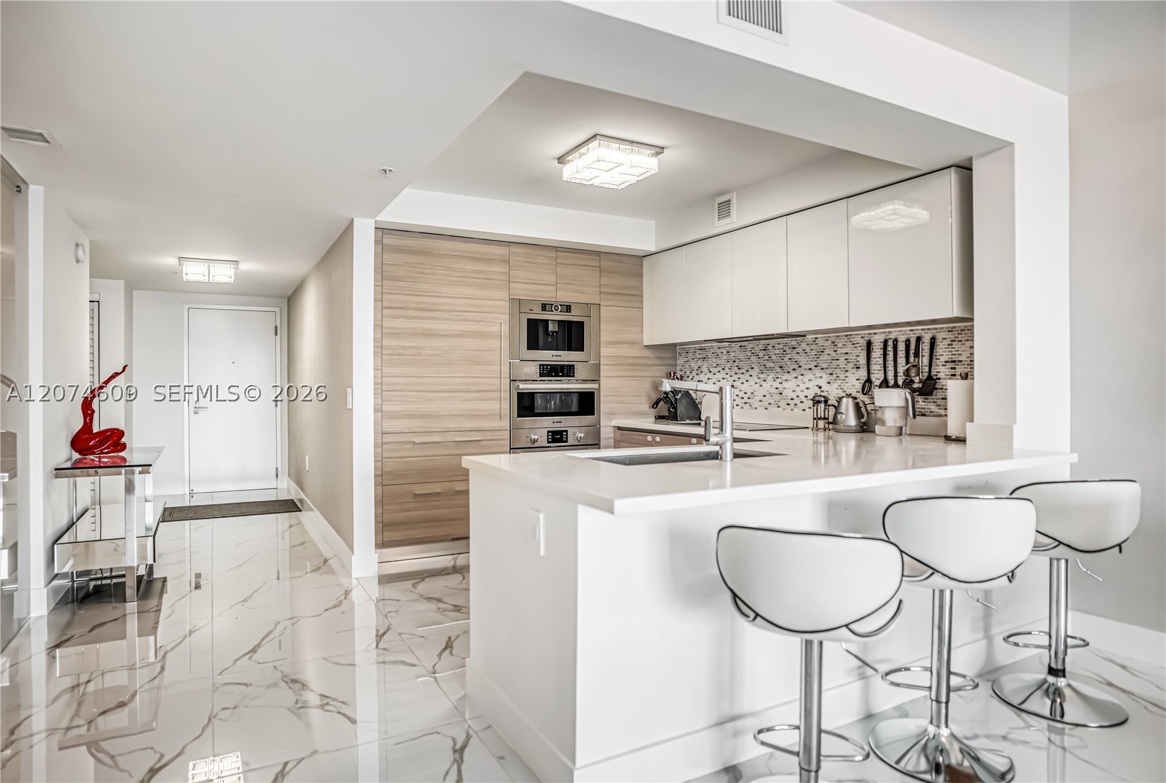 330 Sunny Isles Blvd #5-906 Sunny Isles Beach, FL 33160