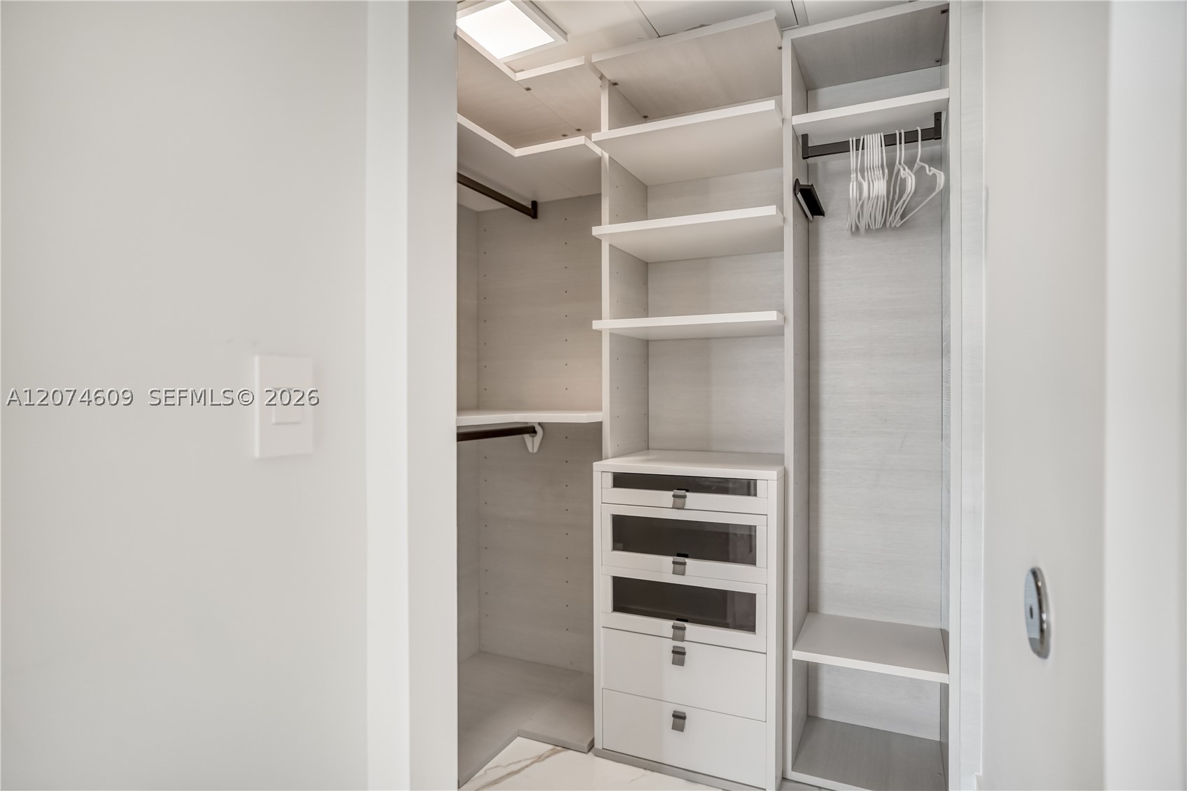 330 Sunny Isles Blvd #5-906 Sunny Isles Beach, FL 33160
