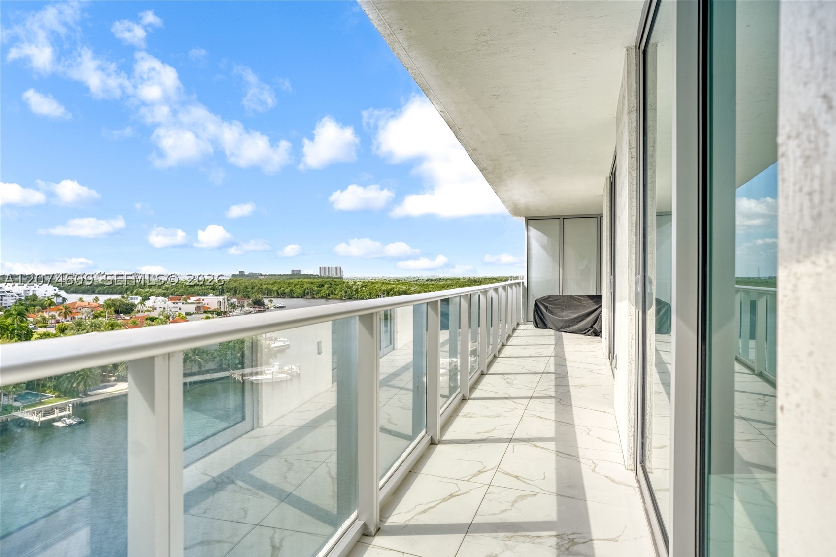 330 Sunny Isles Blvd #5-906 Sunny Isles Beach, FL 33160