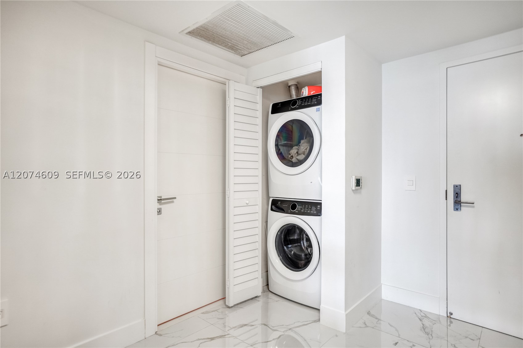 330 Sunny Isles Blvd #5-906 Sunny Isles Beach, FL 33160