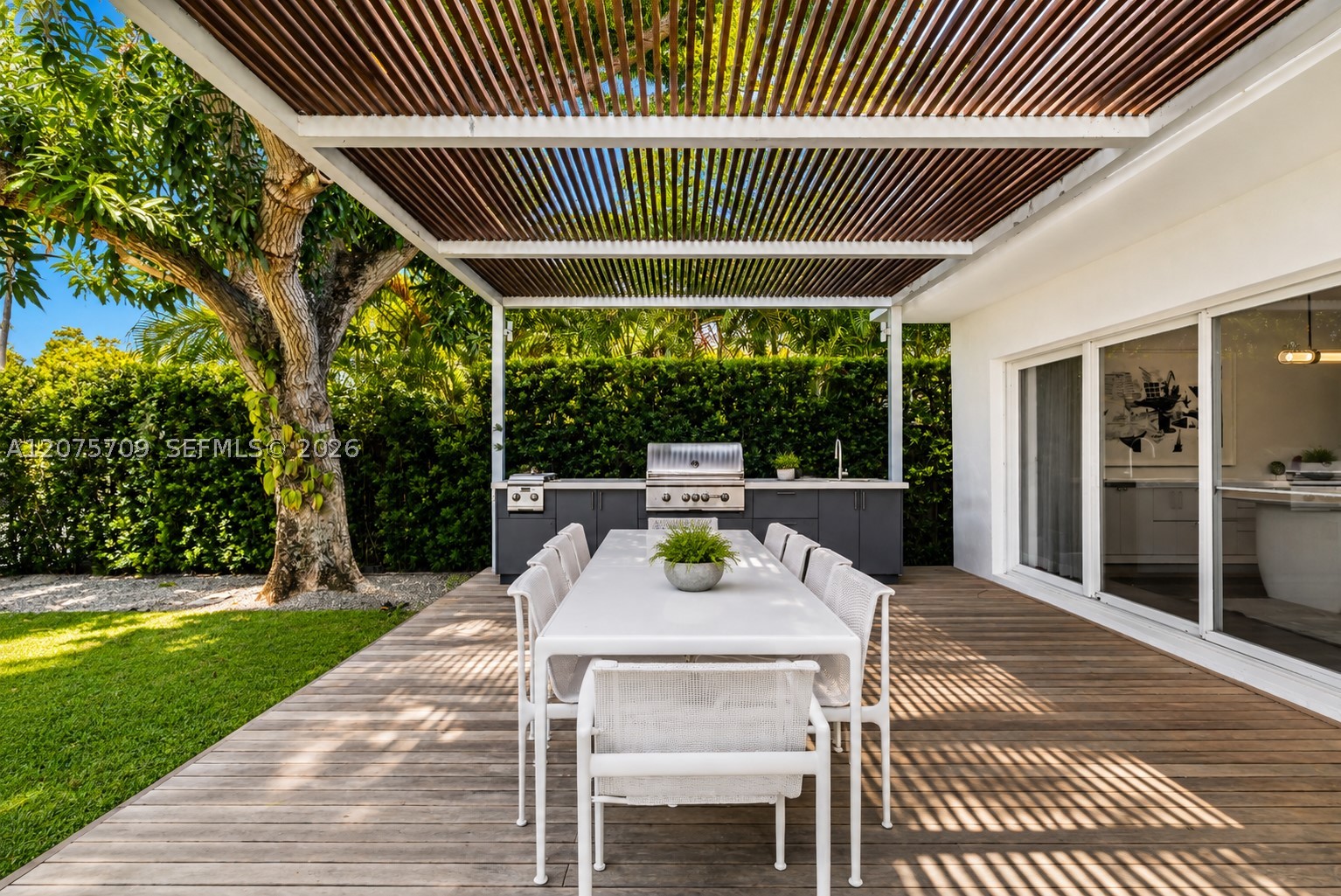 1885 Daytonia Rd Miami Beach, FL 33141