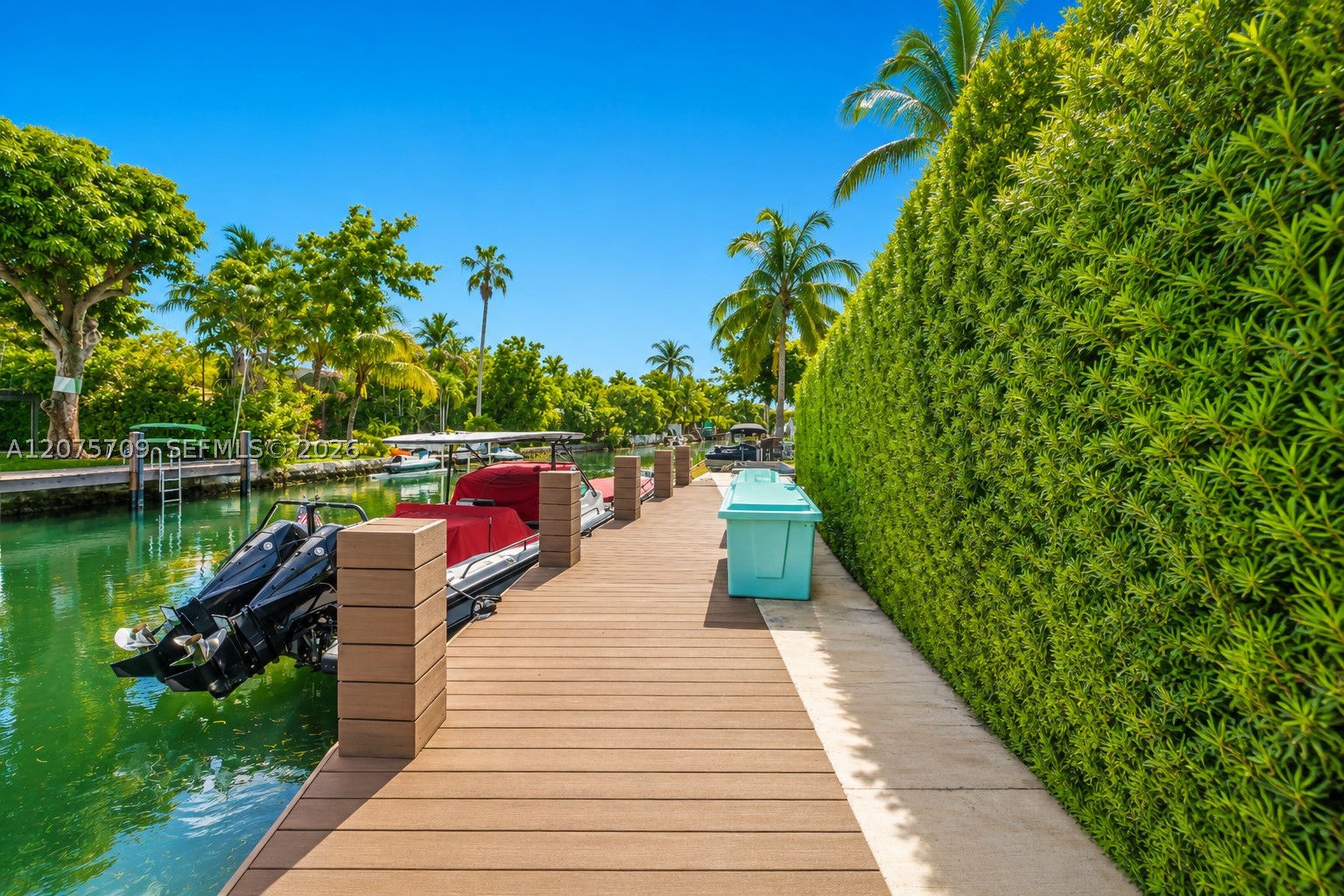 1885 Daytonia Rd Miami Beach, FL 33141