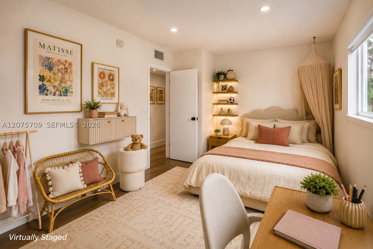 1885 Daytonia Rd Miami Beach, FL 33141