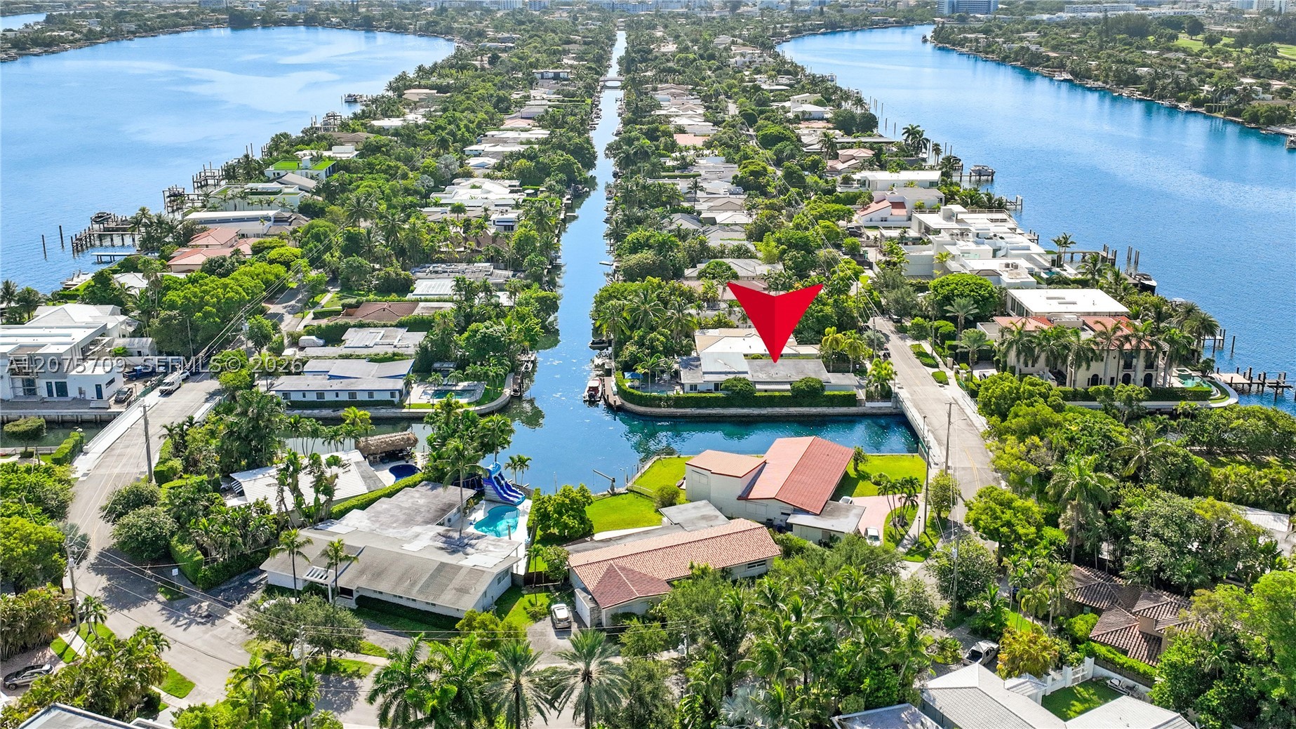 1885 Daytonia Rd Miami Beach, FL 33141