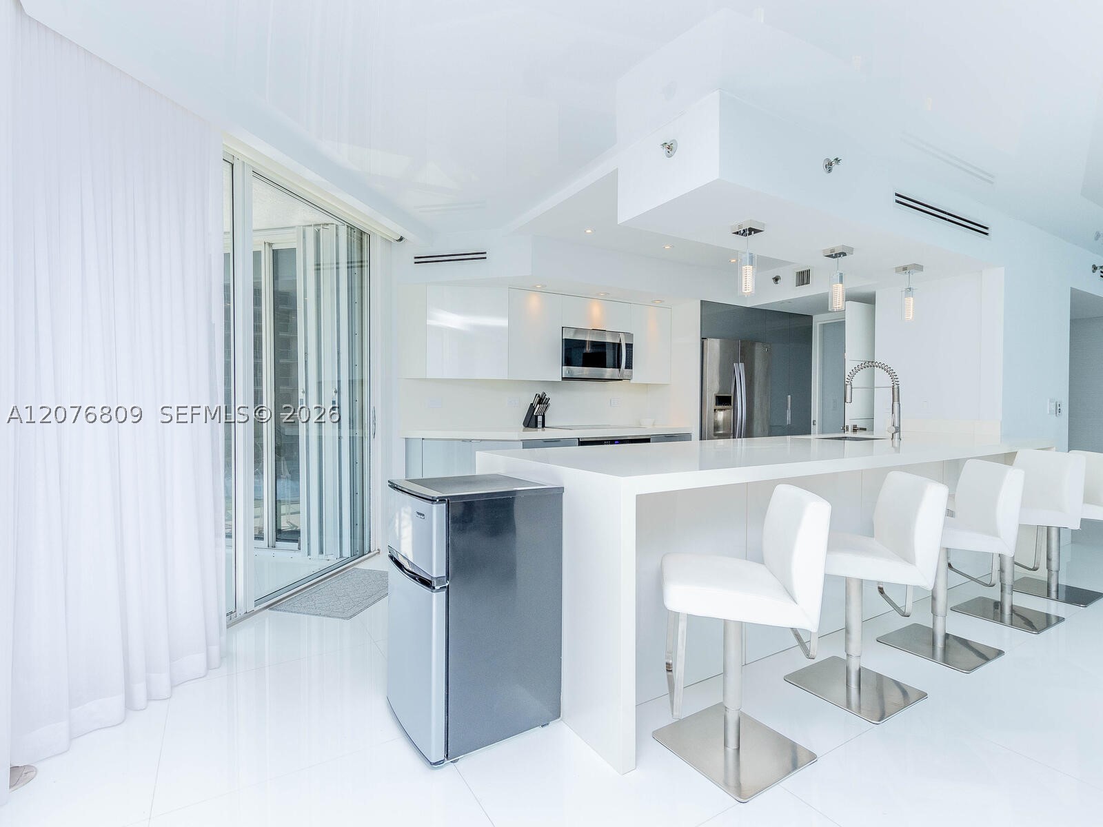 16485 Collins Ave #1131 Sunny Isles Beach, FL 33160