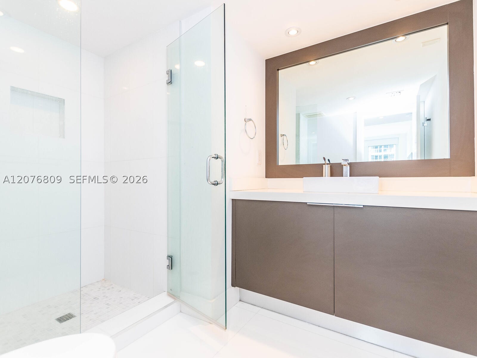 16485 Collins Ave #1131 Sunny Isles Beach, FL 33160