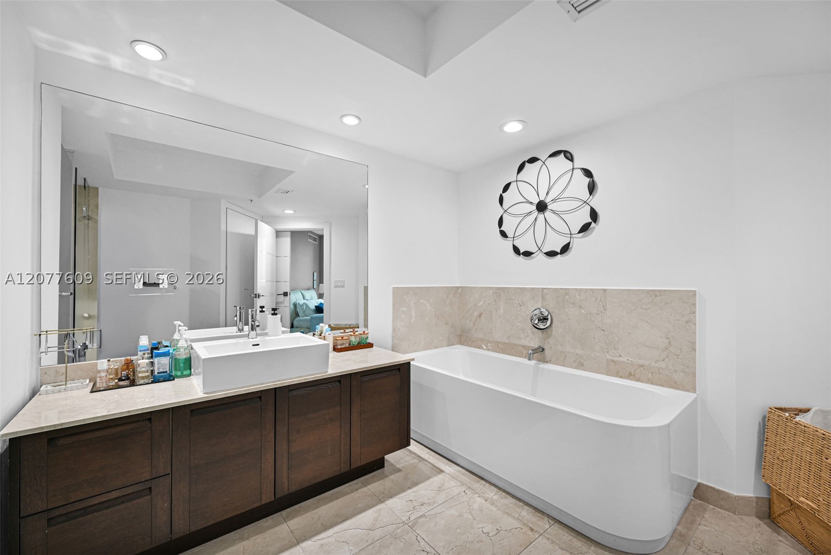 250 Sunny Isles Blvd #3-804 Sunny Isles Beach, FL 33160