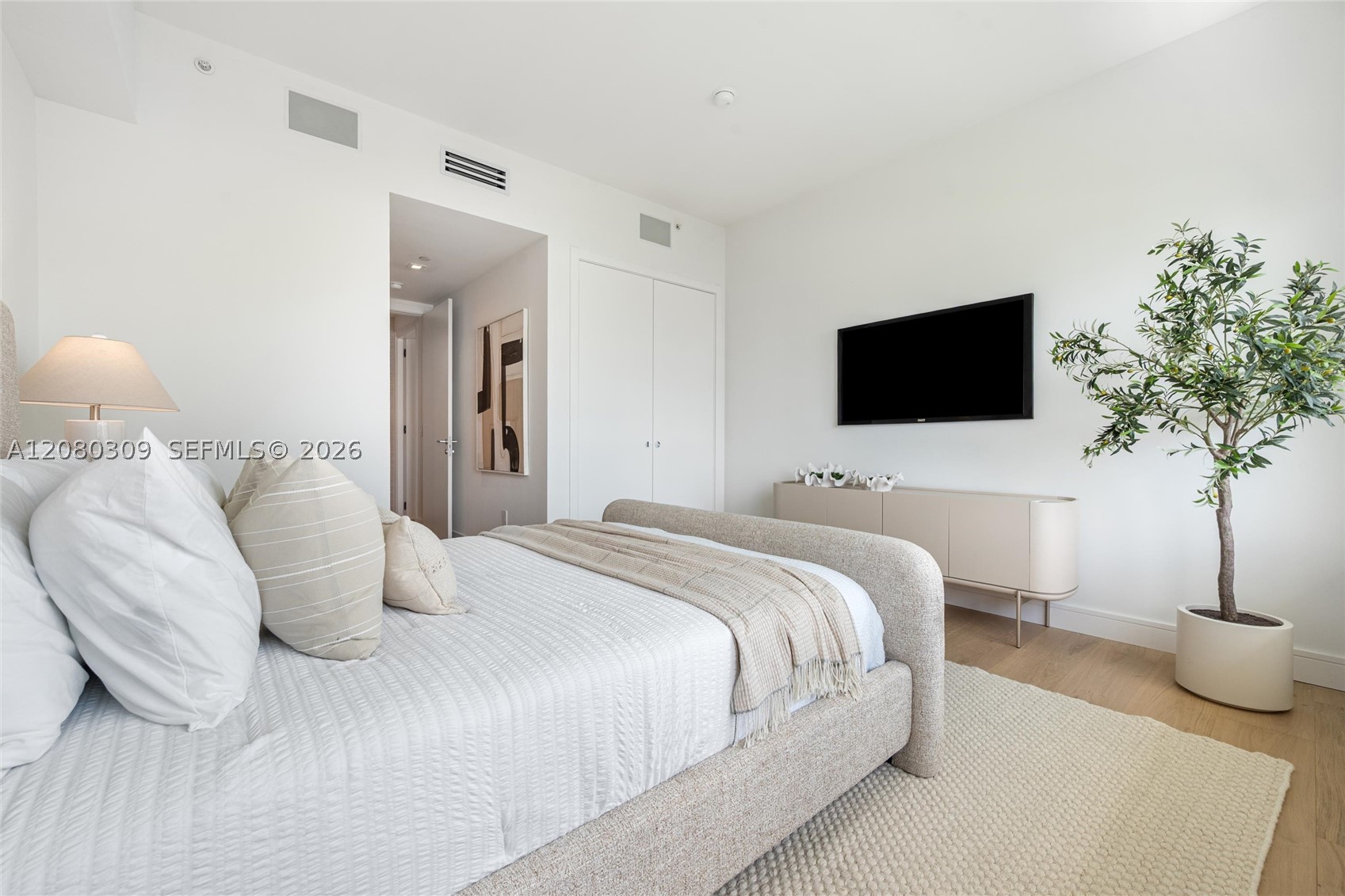6101 Aqua Ave #PH11A Miami Beach, FL 33141
