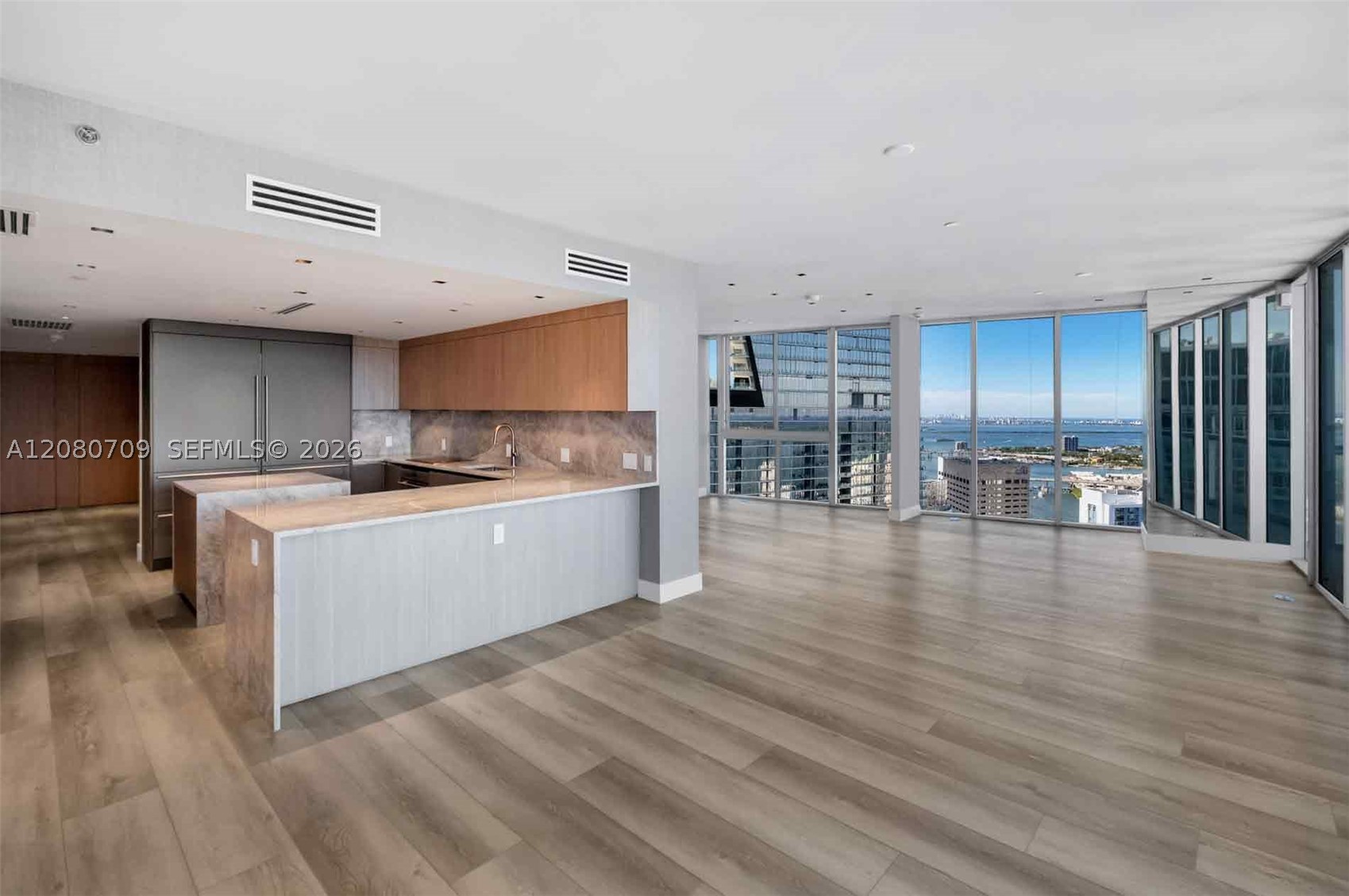 465 Brickell Ave #PH5701 Miami, FL 33131