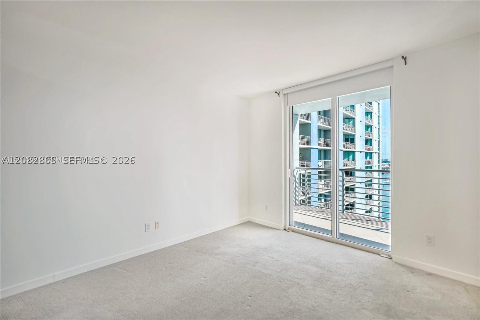 325 NE Biscayne Blvd #1923 Miami, FL 33131