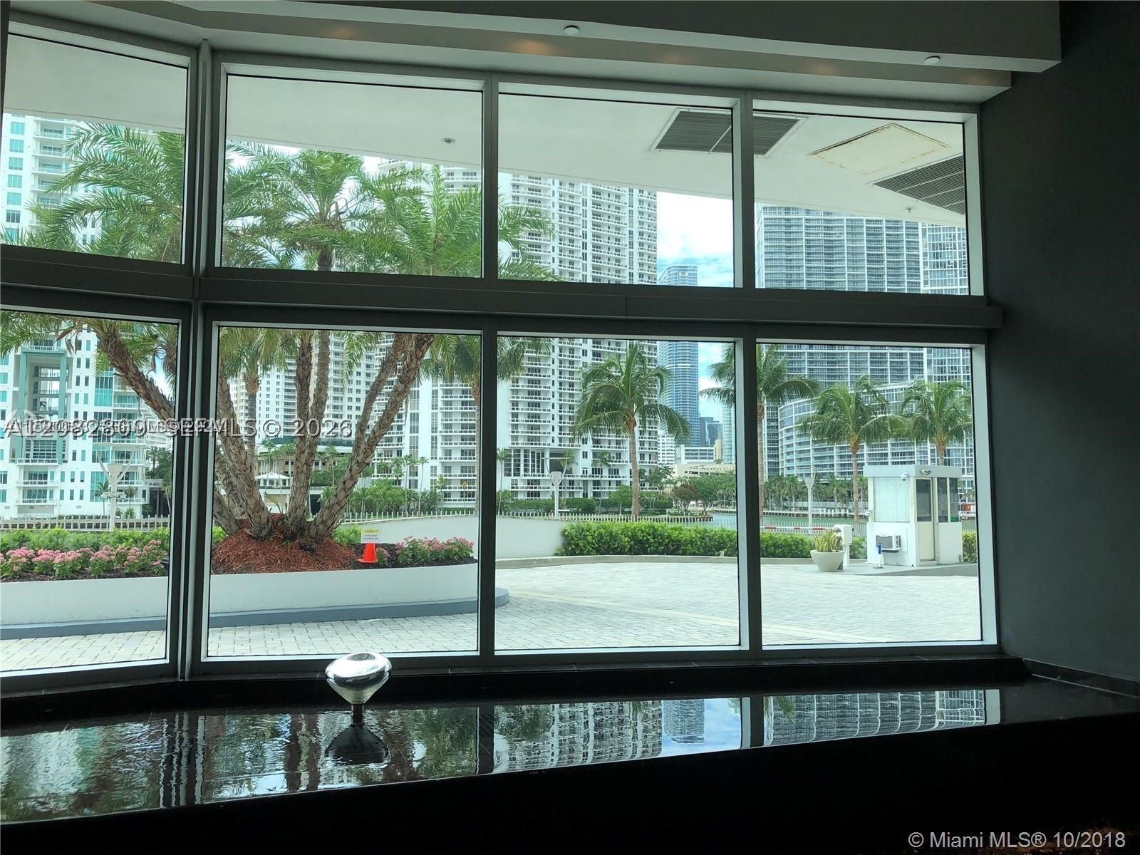 325 NE Biscayne Blvd #1923 Miami, FL 33131