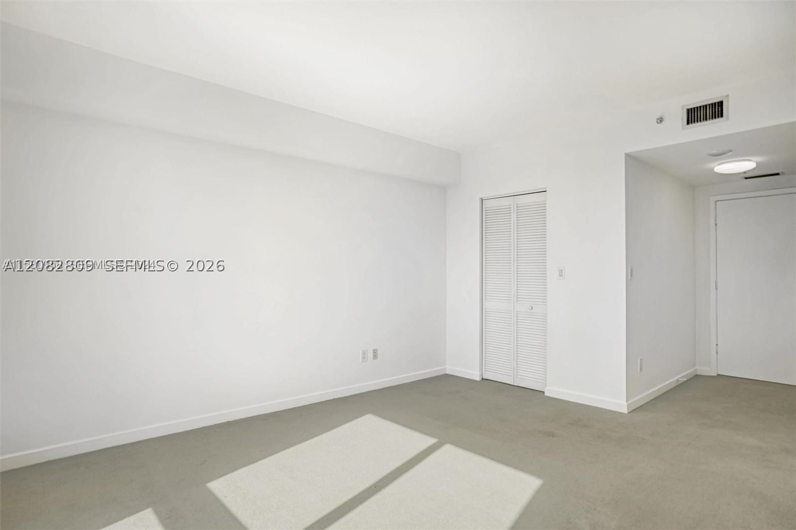 325 NE Biscayne Blvd #1923 Miami, FL 33131