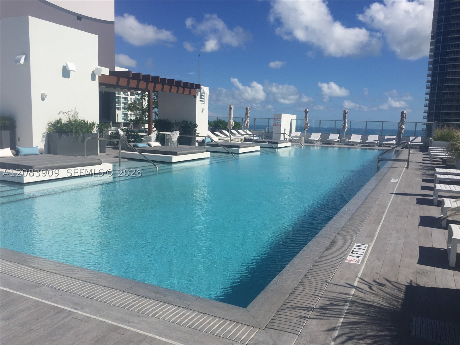 image 1010 Brickell8