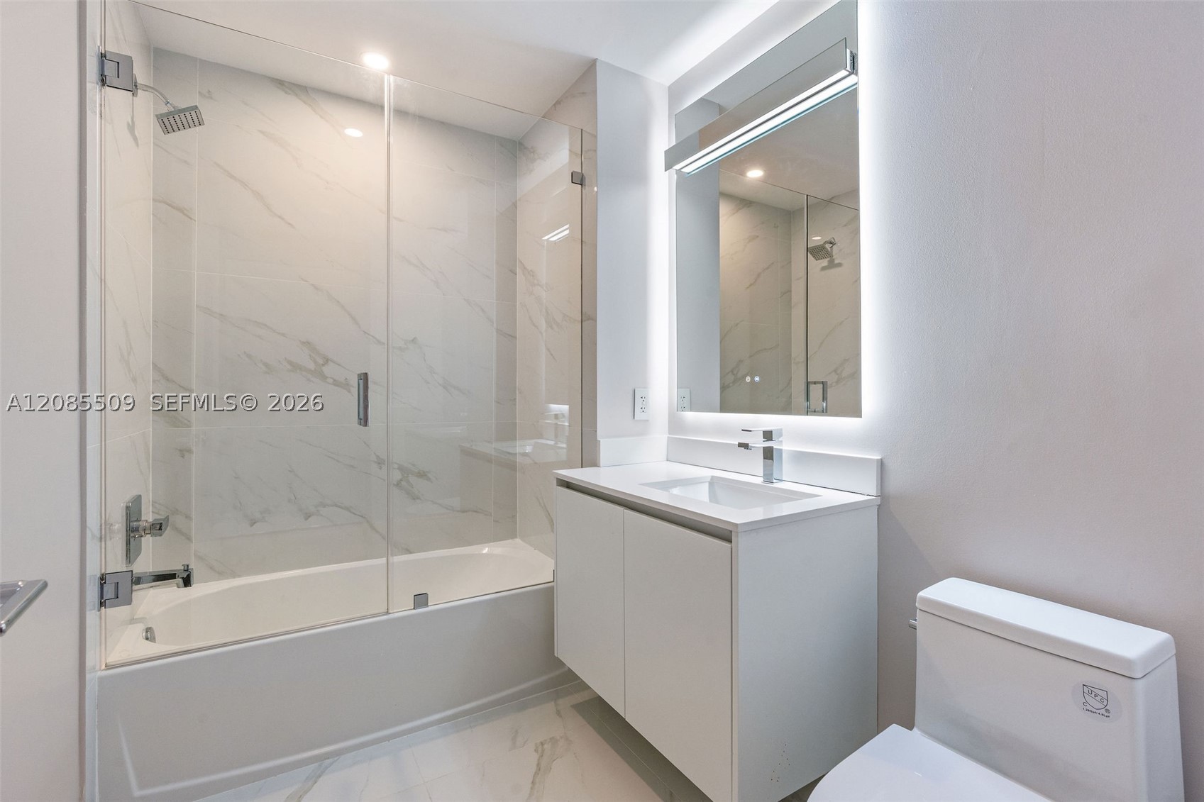 700 NE 24th St #2206 Miami, FL 33137