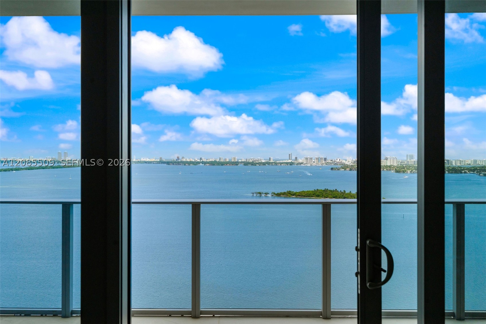 700 NE 24th St #2206 Miami, FL 33137