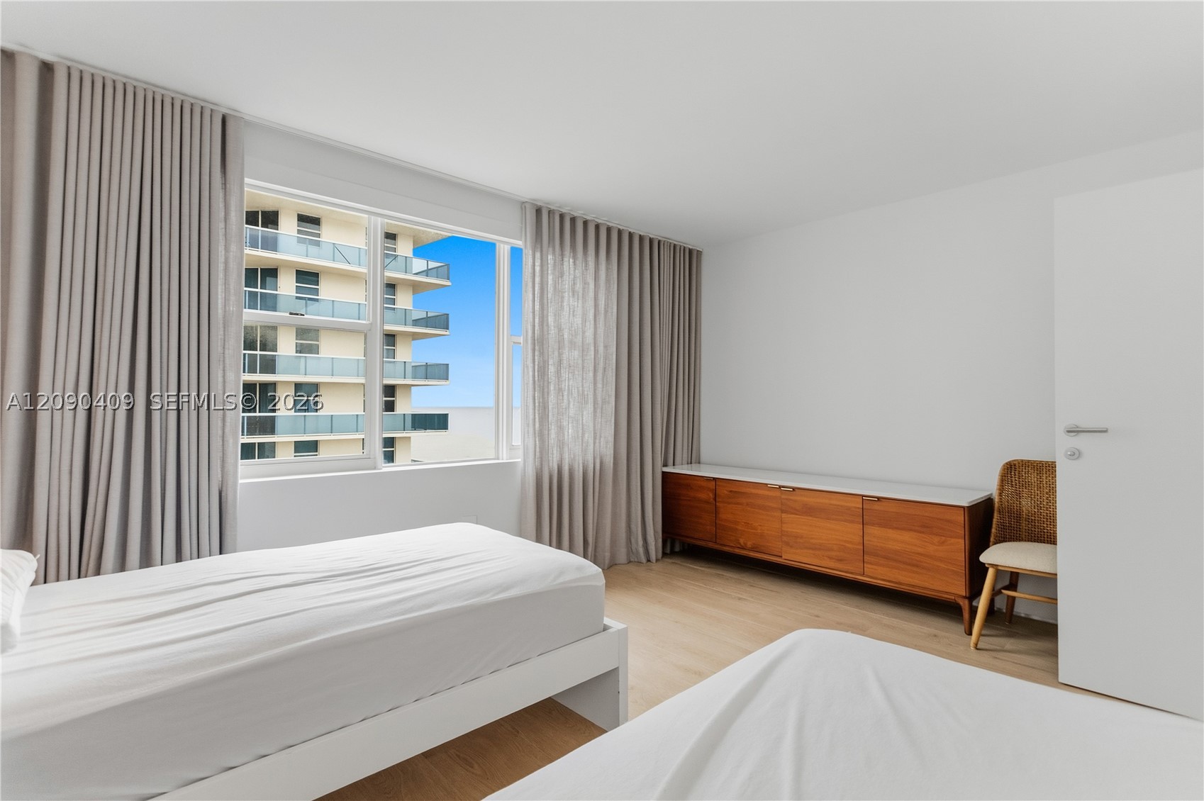 9195 Collins Ave #903 Surfside, FL 33154