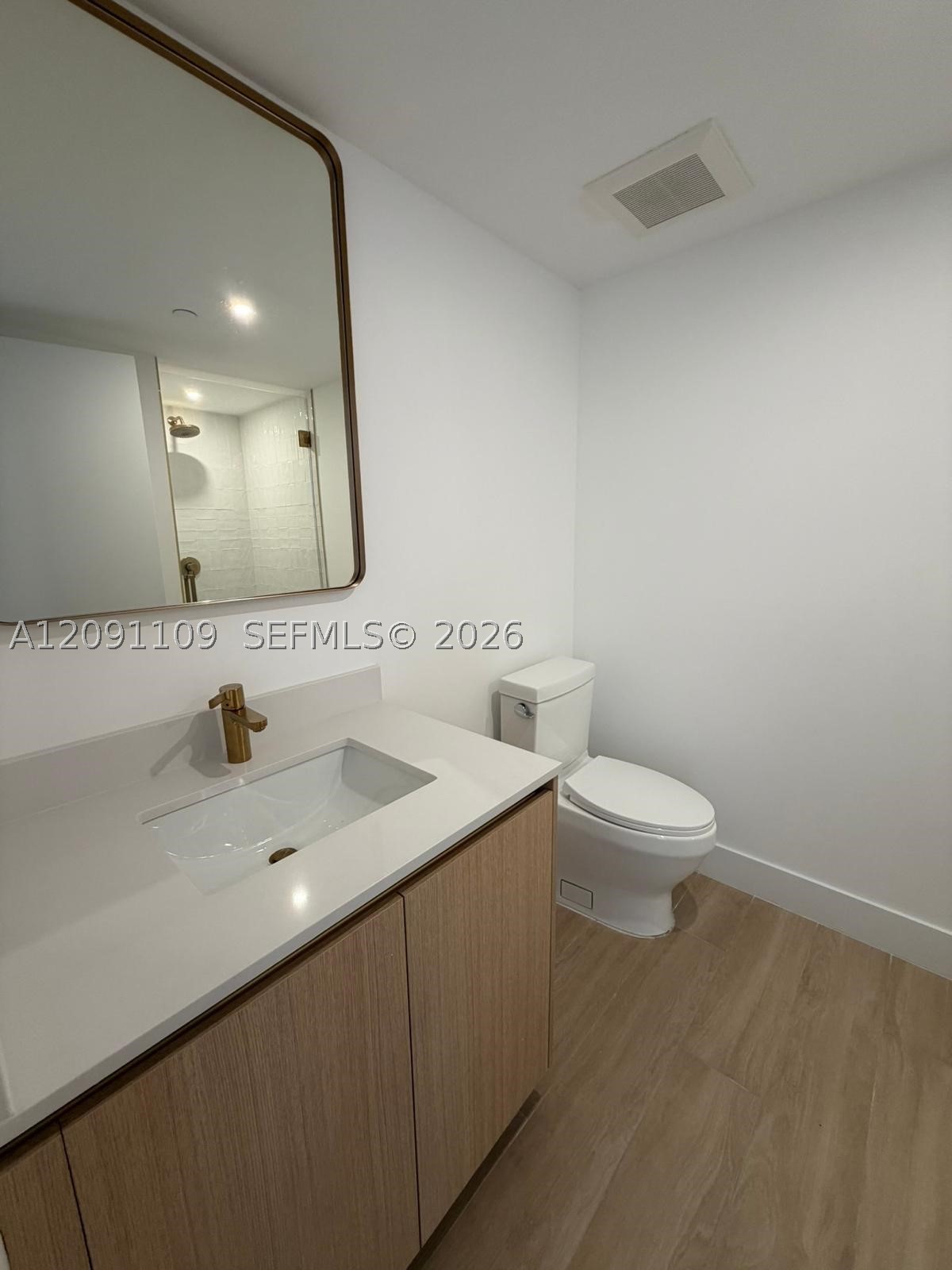 90 NE 32nd St #427 Miami, FL 33127