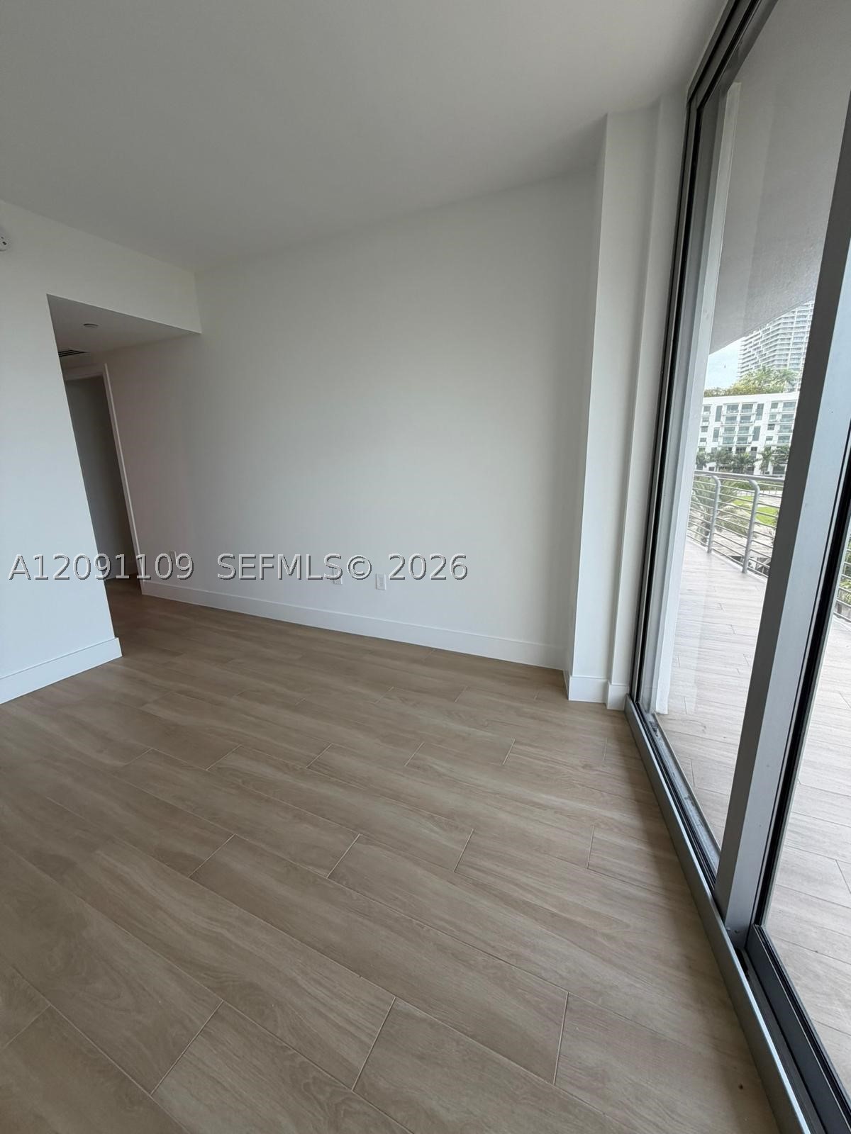 90 NE 32nd St #427 Miami, FL 33127