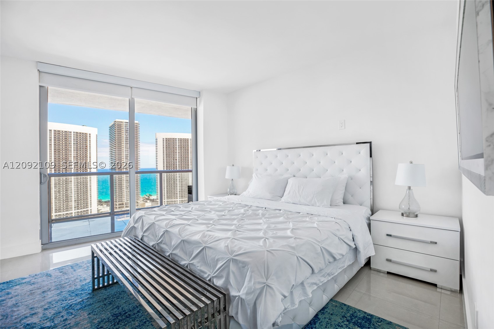 image Beachwalk Condominium12