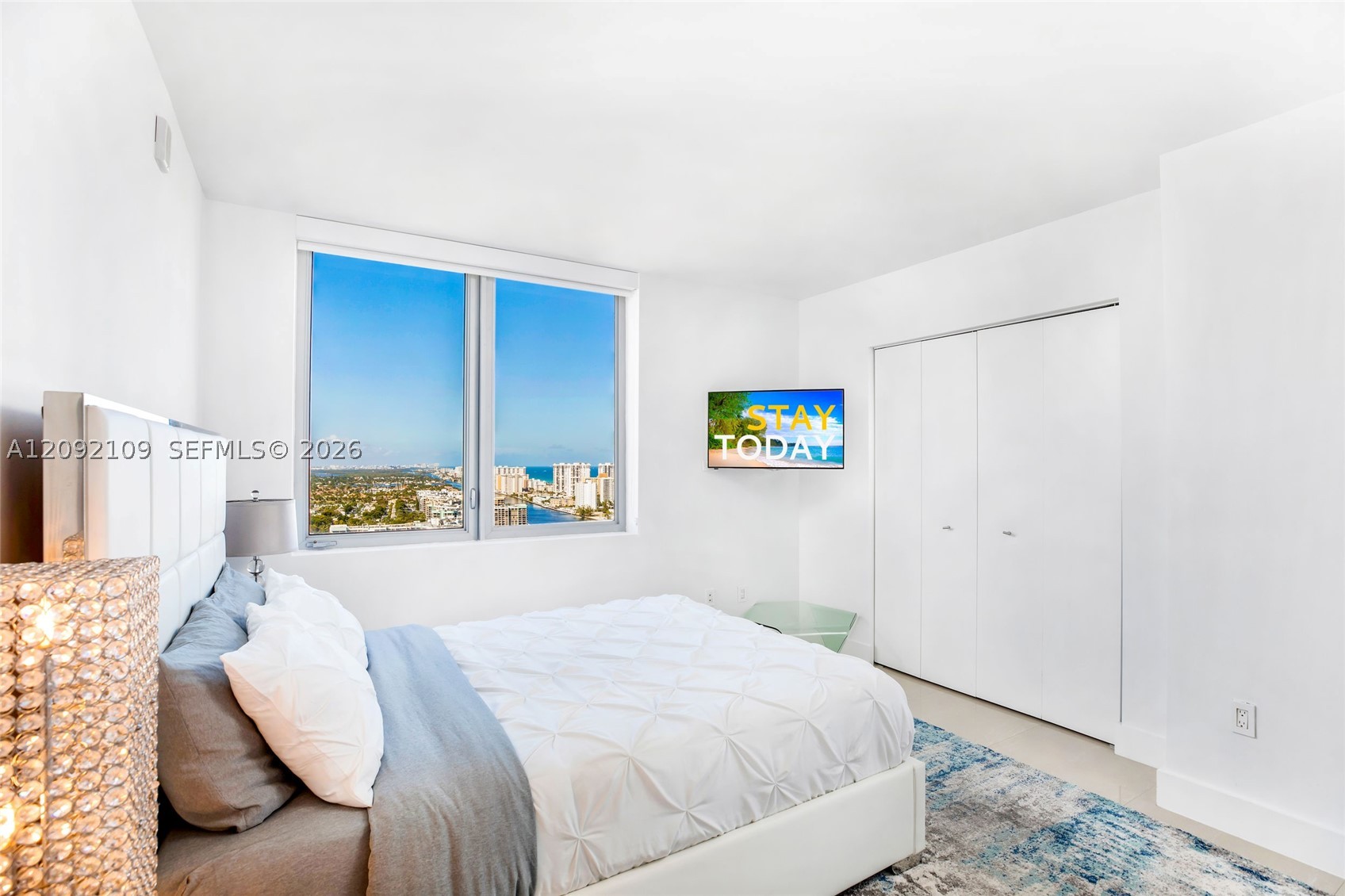 image Beachwalk Condominium17