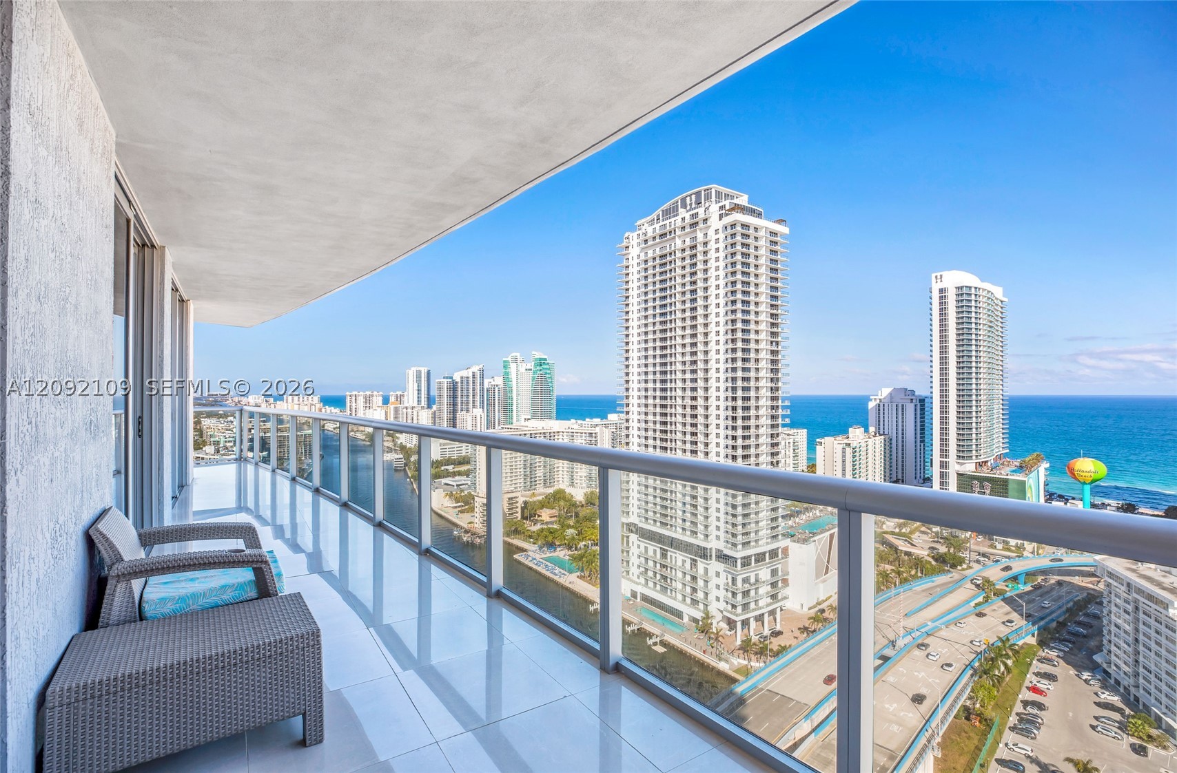 image Beachwalk Condominium22