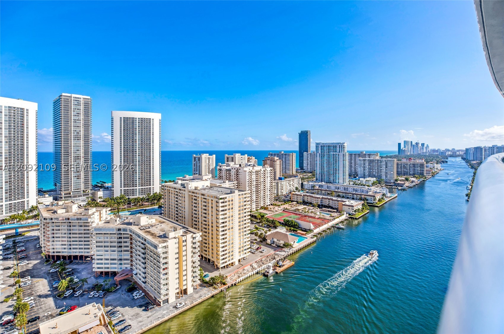 image Beachwalk Condominium23