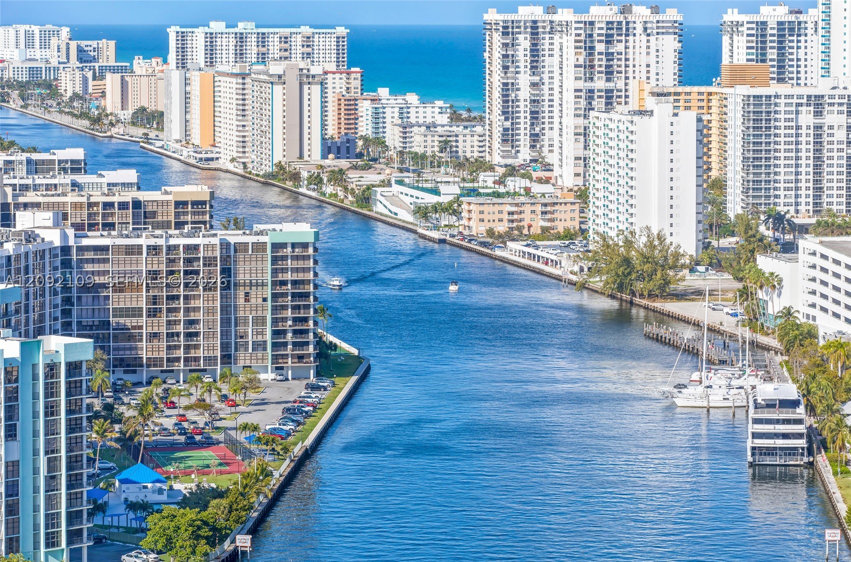 image Beachwalk Condominium27