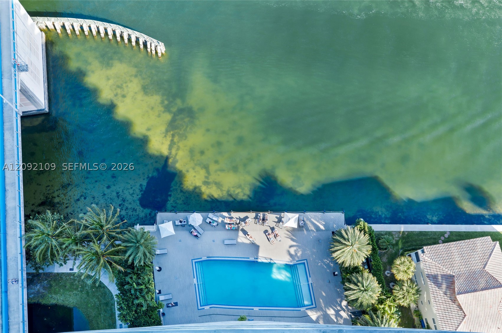 image Beachwalk Condominium28
