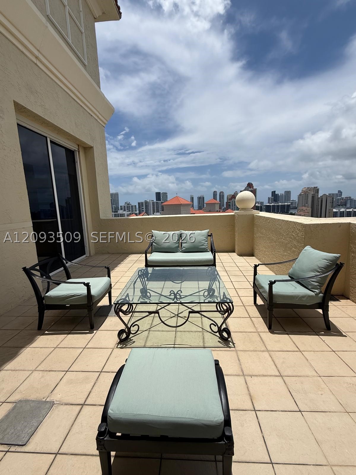19501 W Country Clb Dr #TS-03 Aventura, FL 33180