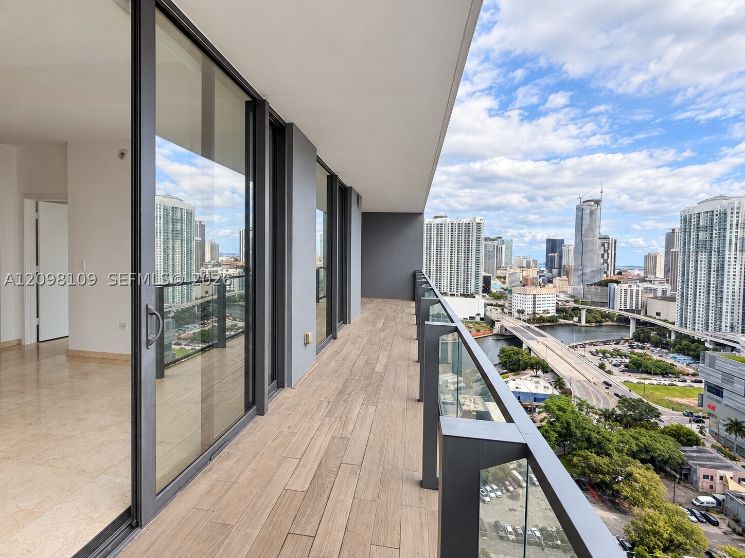 image Rise Brickell City Centre12
