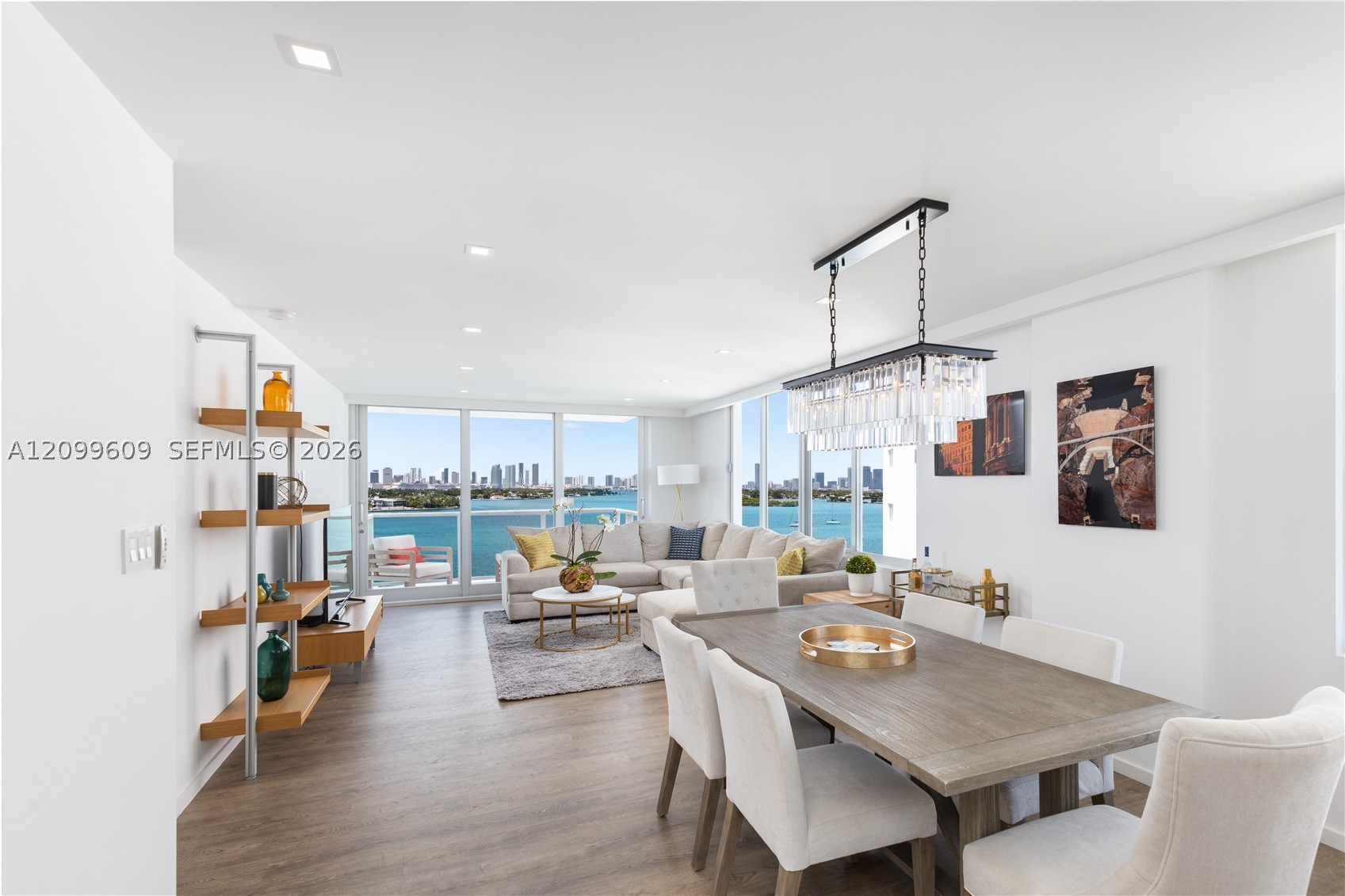 1000 West Ave #1011