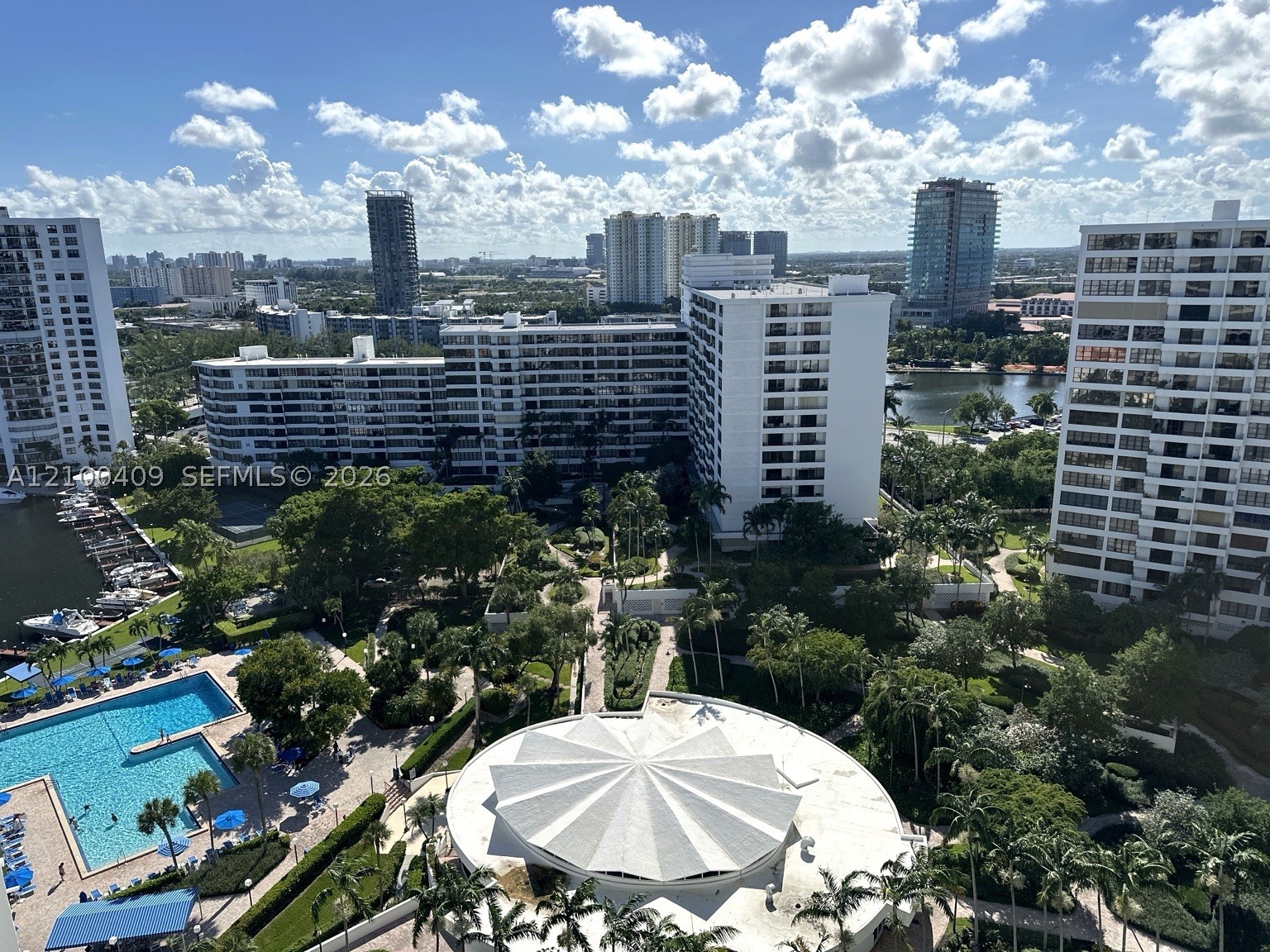 2500 Parkview Dr #2018