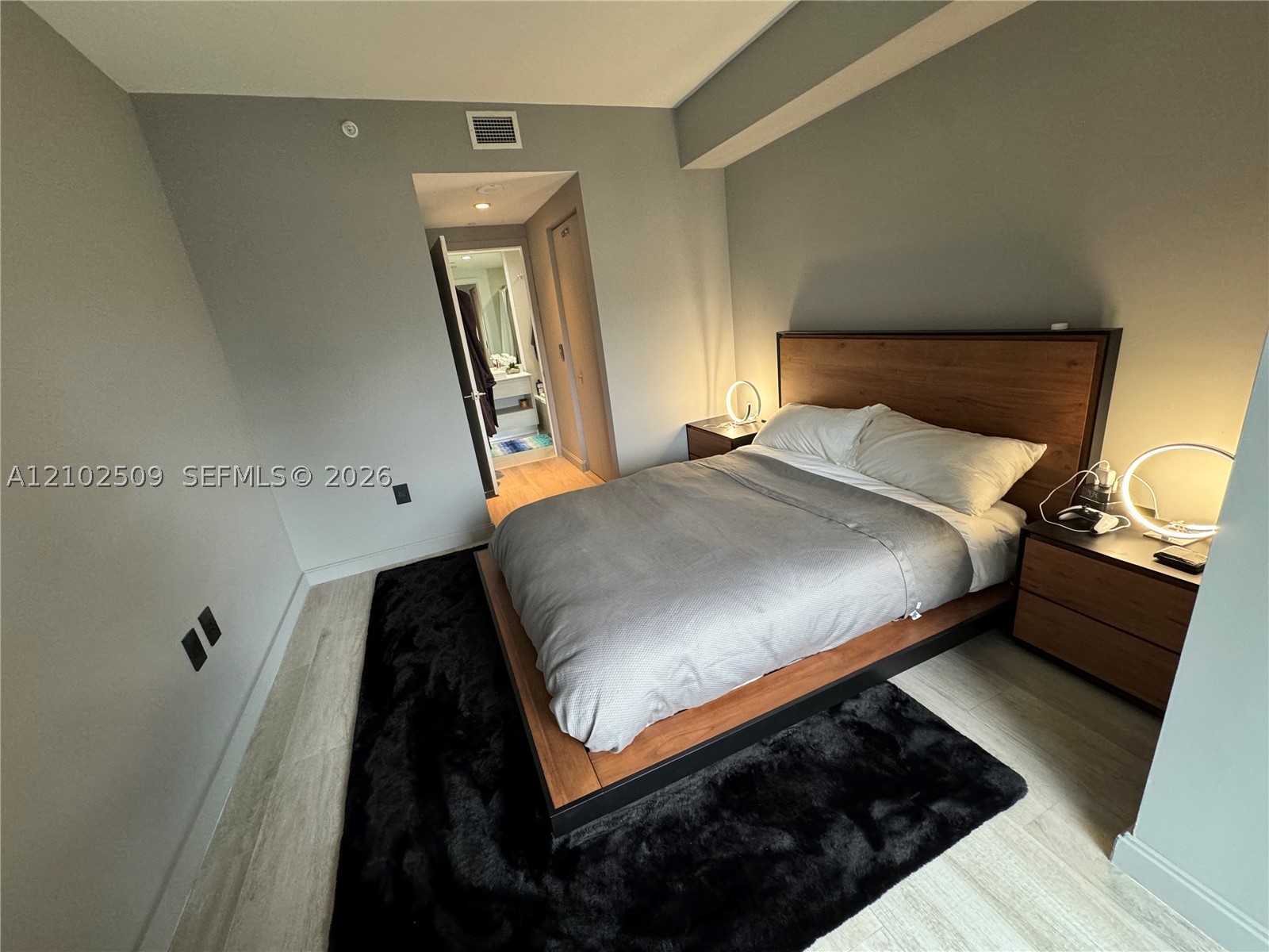 image Brickell Heights East10