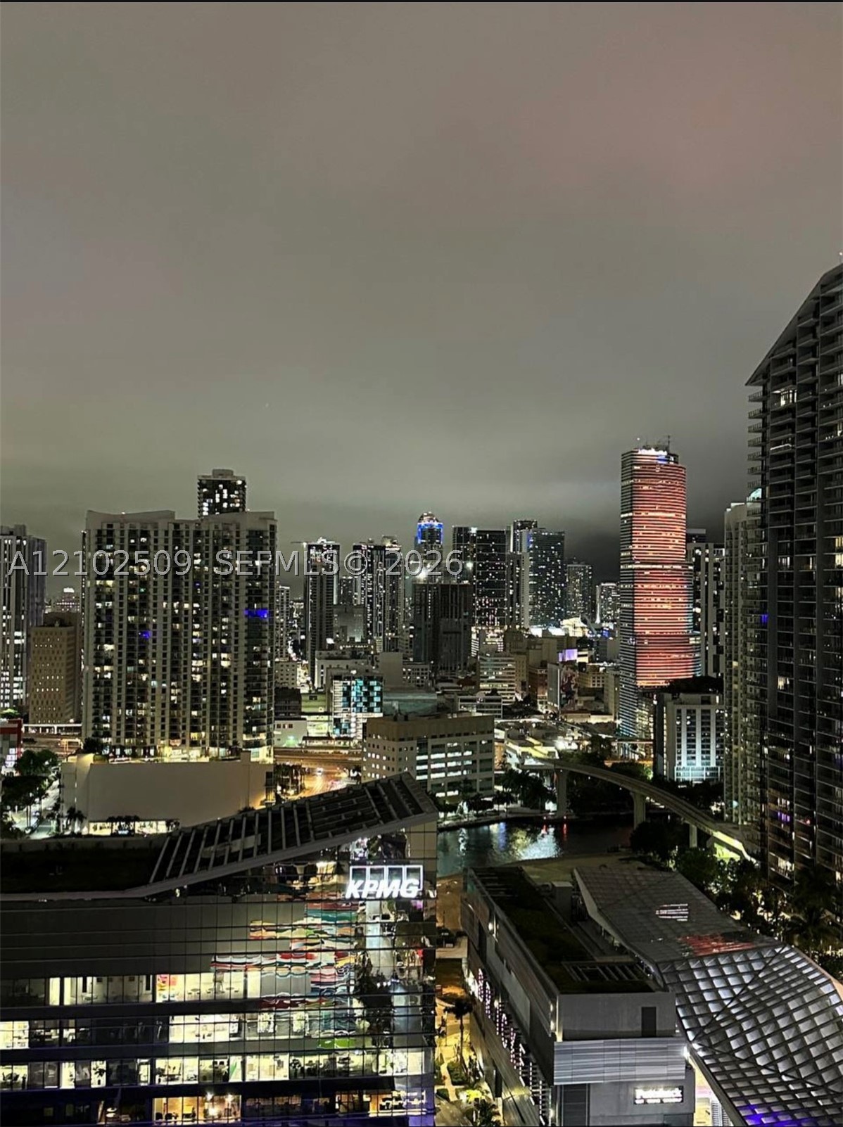image Brickell Heights East23
